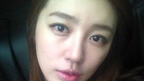 윤은혜, 볼살 쏙 빠진 근황 공개 ‘아파보여’