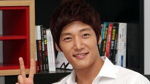 [포토] 최진혁, 차도남의 반전 애교 작렬 ‘브이’