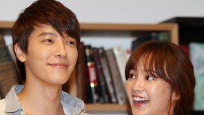 [SD포토] ‘동해바라기’ 윤승아, 눈빛에 애정 가득