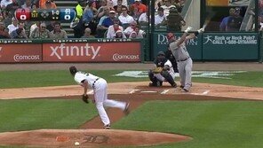 앨버트 푸홀스, 17호 대포 작렬… ‘30홈런 보인다’