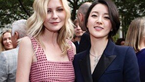 40대 이영애, 할리우드 톱스타 미모로 압도