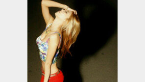 NS윤지, 볼륨감 가득 콜라병 몸매 ‘감탄사 유발자’