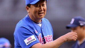 [포토] ‘한일 레전드 매치’ 선동열, 1이닝 무실점으로 가볍게 출발~