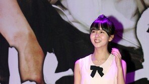 [포토] 김소현, 요조숙녀의 늘씬 각선미