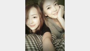씨스타 다솜, NS 윤지와 청순 민낯 셀카… ‘설레는 삼촌팬’