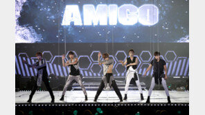 ‘속살까지 다 보여준’ 샤이니, 단독 콘서트로 2만 여 팬 눈물 콧물 다 뺐다! 