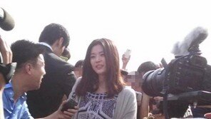 전지현 해운대 포착, “다소 짧아진 머리… 여전한 여신급 미모”