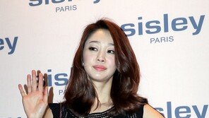 [포토] ‘댄싱퀸’ 최여진, 차도녀의 눈빛 ‘내가 제일 잘 나가’