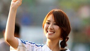 [포토] ‘미코 미’ 김나연, 노을빛 보다 더 빛나는 외모