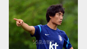 [런던 Essay] 김태영 코치 ‘매의 눈’…스위스 염탐꾼 딱걸렸네