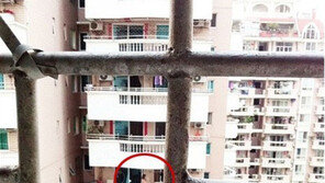 나체로 베란다에서 일광욕 즐긴 러시아女, 신고!… 왜?