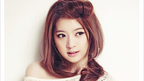 [우먼 동아일보 스타 뷰티] 달샤벳 아영의 반짝이는 ‘눈물 메이크업’ 팁!