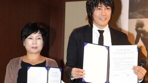 [SD포토] 김장훈, ‘의료 지원 받았으니 걱정없습니다!’