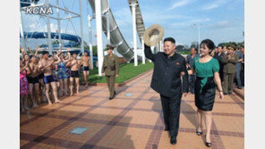 ‘미스터리 여인’ 김정은 부인 이설주, 베일벗다