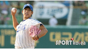 [포토] ‘SK-삼성’ 윤성환, 1군 복귀…핑크빛 글러브로 달린다!