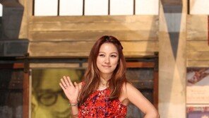 이효리 “박원순 시장님 휴가 중 내 책을? 부끄부끄”