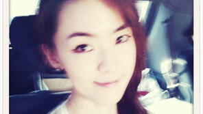 김윤아, 옥수역 귀신 이어… ‘섬뜩한 셀카’