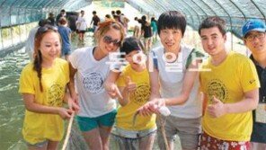 “메기 잡아 끓인 매운탕… 모국의 맛에 감동”