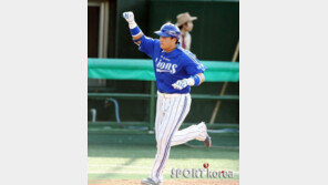 이승엽, 한·일 통산 500홈런 ‘쾅’