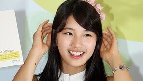 [포토] 수지, 팬선물 현장 인증 ‘마음도 천사’