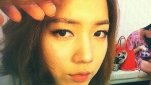 티아라 화영, 왕따설에 담담한 심경고백 ‘굳은 표정’