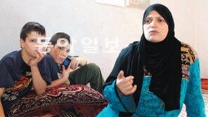 [내전 격화 시리아 접경을 가다]<3>  “숨진 반군남편 떠올리며 쪽방서 버텨요”