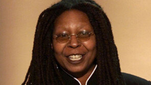 브래드 피트 데뷔전 직업은 스트립댄서 기사