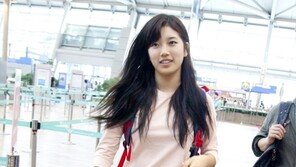 수지 공항패션, 순정만화 주인공 같은 청순미 