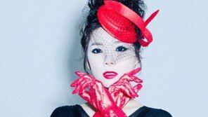 이비아 “티진요? 누가 자살해야 ‘아차’ 할 건가?”