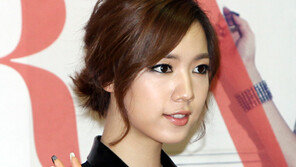 “화영이 뺨 맞았다” 사칭글에 소속사, 경찰 수사 의뢰 소동