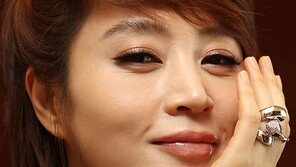 [SD포토] 김혜수, ‘男心 홀리는 섹시 카리스마 작렬’