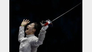 [영상] 펜싱 김지연, 영광의 결승 장면 다시보기