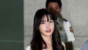 [포토] 아이유, 민낯에도 ‘이렇게 섹시해?’