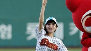 [포토] 신소연, 직구 한번 시원하게 던지네~