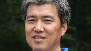 성한국 배드민턴 감독 “선수들 바른 길 인도 못해 죄송”