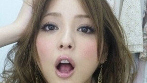 日배우 사사키 노조미, 나체사진 유출? “이번이 처음 아니다!”