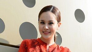 아이비, 유년시절 사진 공개 ‘청순 미모’