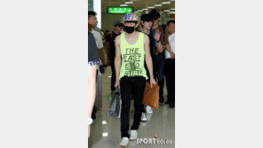 [포토] 은혁, 민소매 패션 ‘근육질 몸매’