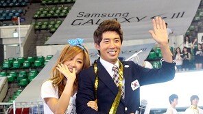 [포토] ‘팔짱 낀’ 붐-소유, ‘우리 사랑하도 될까요?’