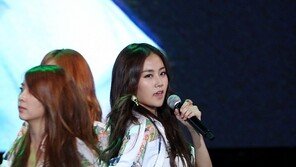 [포토] 포미닛 허가윤, 명품 각선미 깜짝 노출