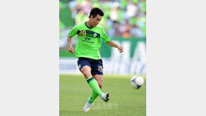 이동국, 환상 터닝슛…전북 다시 활활