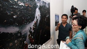 [SD포토] 중앙일보 사진기자 故 김태성의 추모사진전 