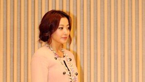 [SD포토] 김희선, 여신의 자태 ‘우월한 기럭지’