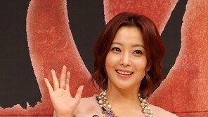 [SD포토] 김희선, 男心 녹이는 미소 ‘예술이네~’