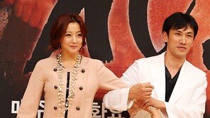 [SD포토] 유오성, ‘희선아 빨리~ 사진찍으러 가자’