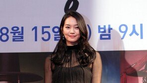 [포토] ‘아랑’ 신민아, 아찔 블랙 망사의상 ‘시선집중’