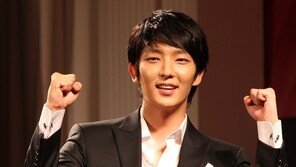 [SD포토] 이준기, 두 손 들고 ‘아랑사또전 화이팅!’