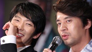 [SD포토] ‘빵 터진’ 이준기, ‘에로돌쇠 오중이형 너무 웃겨요~’