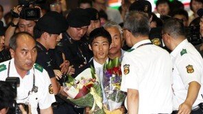 [포토] 양학선 박태환 귀국 ‘슈퍼스타가 따로 없네’