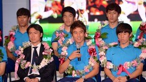 [포토] 축구 대표팀 주장 구자철, 싱글벙글 문답타임